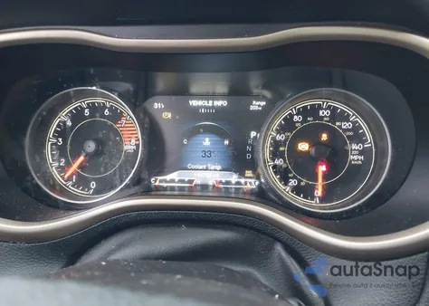 2017 Jeep Cherokee Limited 4X4 z USA, uszkodzony, nr VIN 1C4PJMDS8HW569489